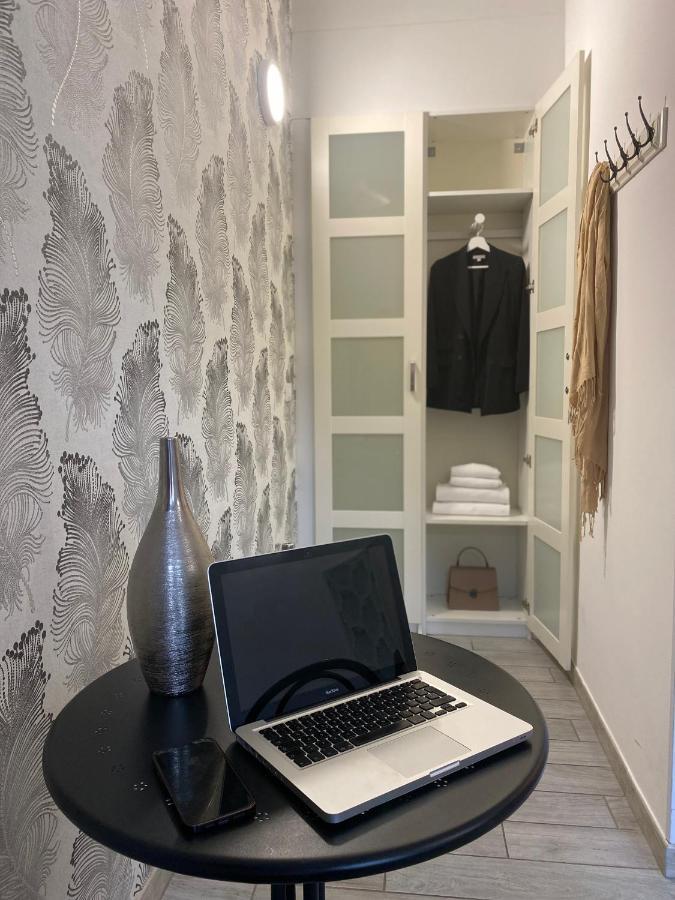 Hotel Rossovino Milano Luaran gambar