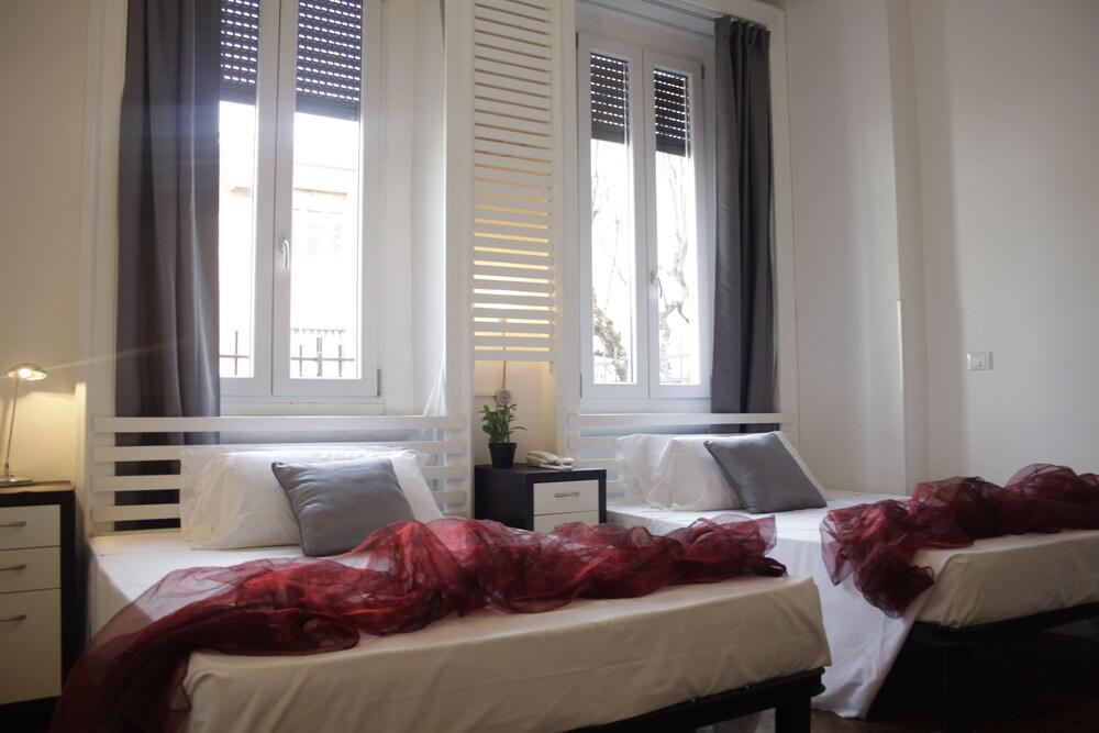 Hotel Rossovino Milano Luaran gambar